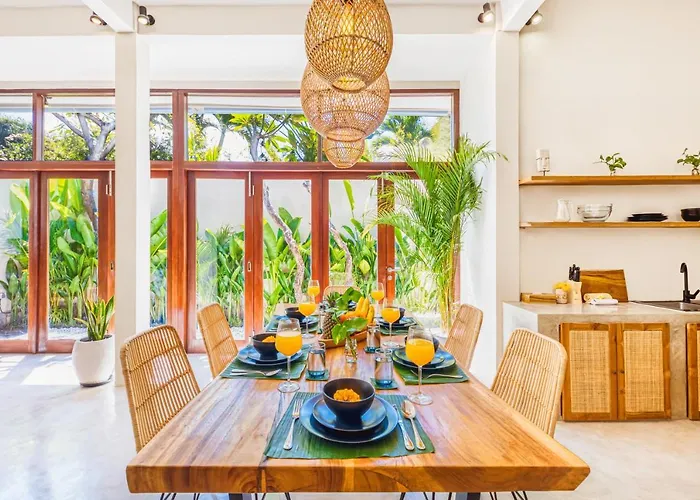Villa New Fresh 3bd Prime Location Seminyak
