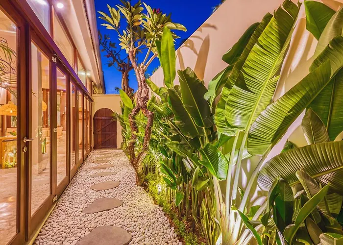 New Fresh 3bd Prime Location Villa
