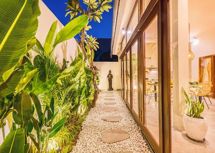 New Fresh 3bd Prime Location Villa